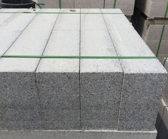 芝麻灰機(jī)切面路緣石